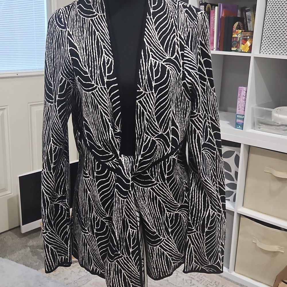 Dana Buchman Monochrome Leaf Print Jacket